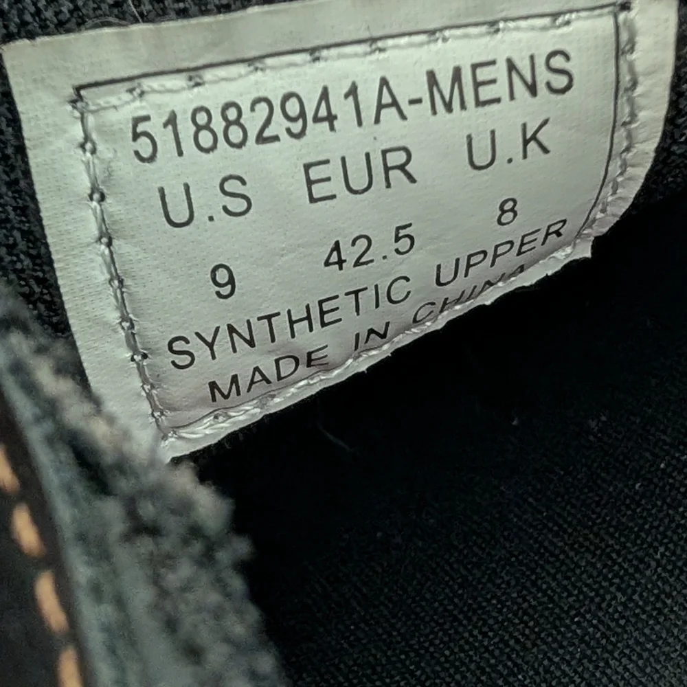 Levis levi black
